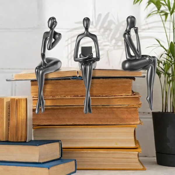 Lot de 3 statues de penseur – Image 2