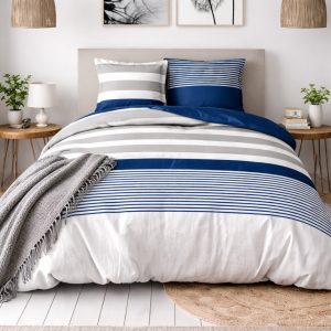 Chambre moderne avec literie rayée